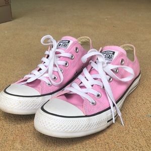 pink converse